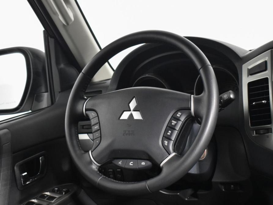Mitsubishi Pajero IV Рестайлинг 2 Санкт-Петербург  - изображение 14