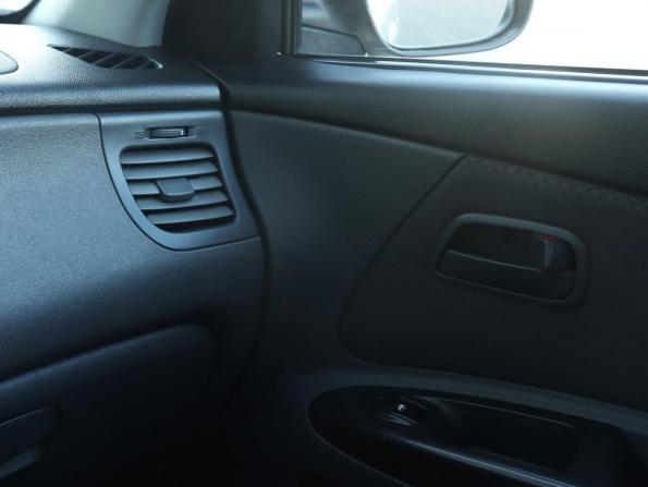 Kia Rio II Рестайлинг с пробегом 2010 года, цена 376 000 рублей, 316443 км, седан, Автокод Объявления