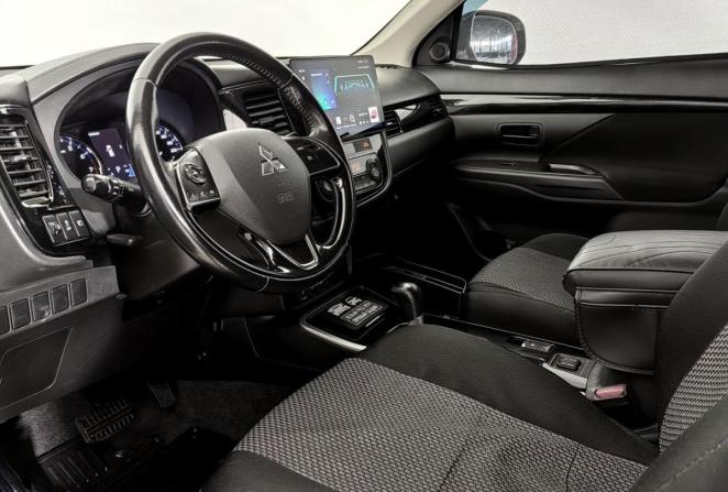 Mitsubishi Outlander III Рестайлинг 3 с пробегом 2019 года, цена 2 145 000 рублей, 154778 км, внедорожник, Автокод Объявления