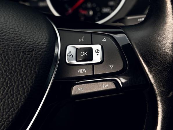 Volkswagen Tiguan II с пробегом 2020 года, цена 2 810 000 рублей, 57000 км, внедорожник, Автокод Объявления