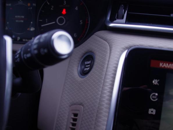 Land Rover Range Rover Velar I с пробегом 2018 года, цена 4 599 000 рублей, 80647 км, внедорожник, Автокод Объявления
