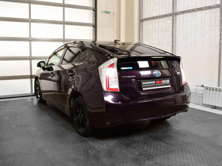 Toyota Prius III Рестайлинг (XW30) Кемерово  - изображение 7