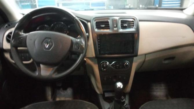 Renault Logan II с пробегом 2016 года, цена 699 000 рублей, 183418 км, седан, Автокод Объявления