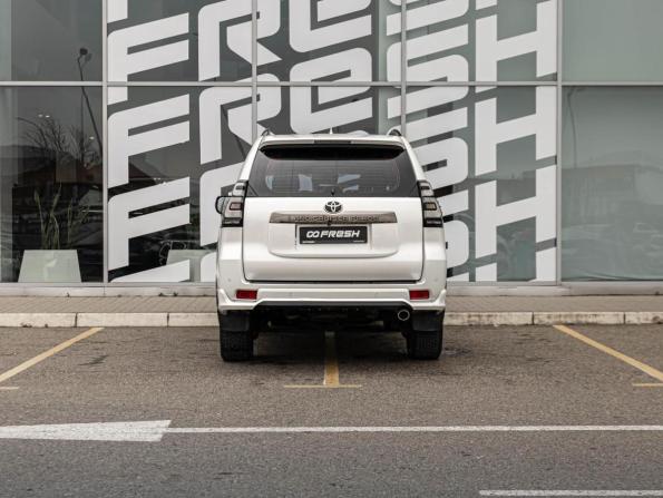 Toyota Land Cruiser Prado 150 Series Рестайлинг 3 с пробегом 2021 года, цена 6 410 000 рублей, 111045 км, внедорожник, Автокод Объявления