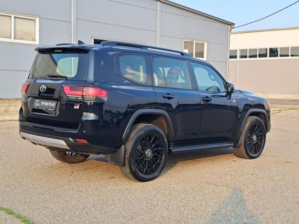 Toyota Land Cruiser 300 Series с пробегом 2022 года, цена 11 440 000 рублей, 47730 км, внедорожник, Автокод Объявления