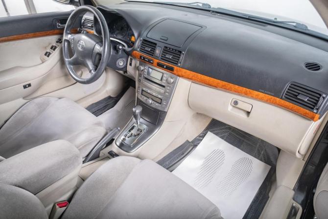Toyota Avensis II с пробегом 2008 года, цена 939 000 рублей, 300000 км, седан, Автокод Объявления