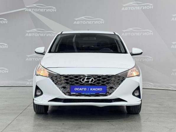 Hyundai Solaris II с пробегом 2020 года, цена 830 000 рублей, 309834 км, седан, Автокод Объявления