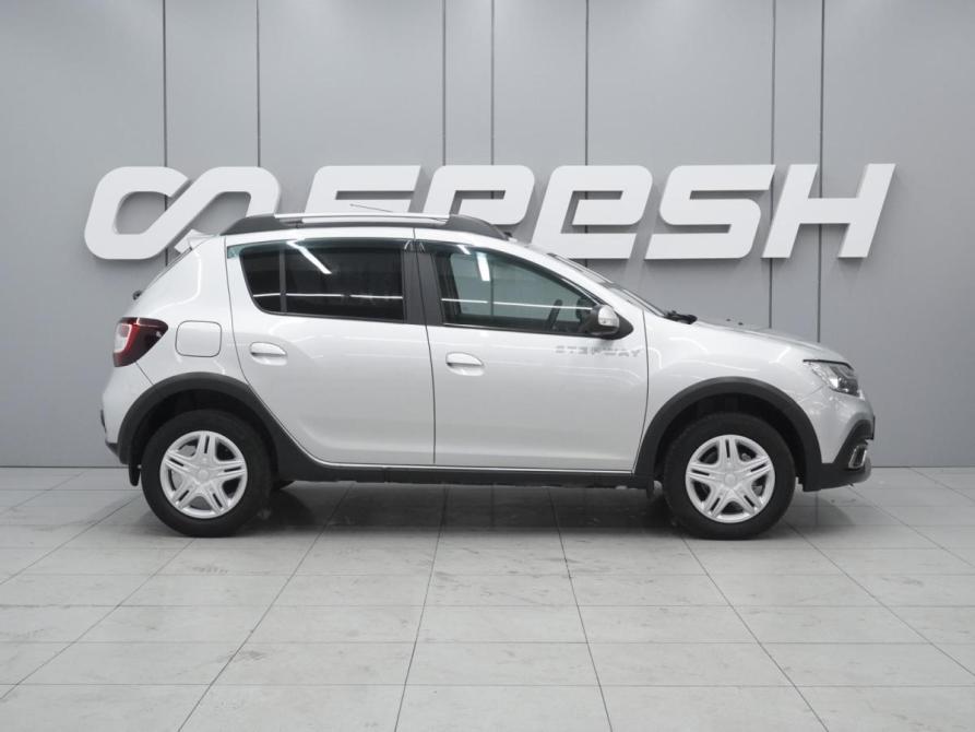 Renault Sandero II Рестайлинг Ростов-на-Дону  - изображение 5