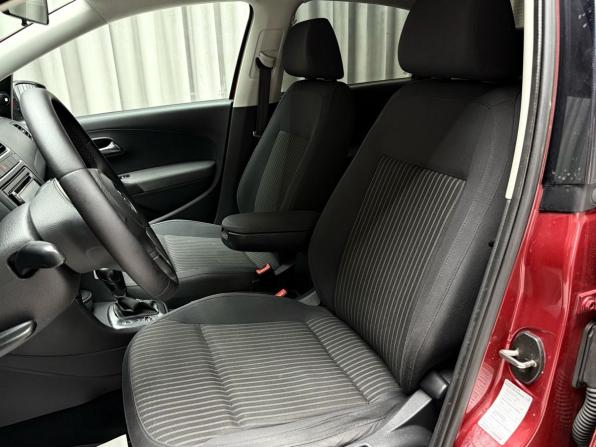 Volkswagen Polo V с пробегом 2010 года, цена 779 000 рублей, 155000 км, седан, Автокод Объявления