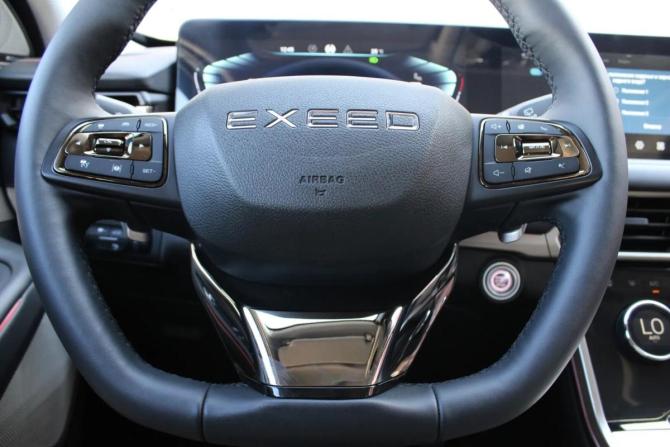 Exeed TXL I Рестайлинг с пробегом 2023 года, цена 2 399 000 рублей, 3643 км, внедорожник, Автокод Объявления