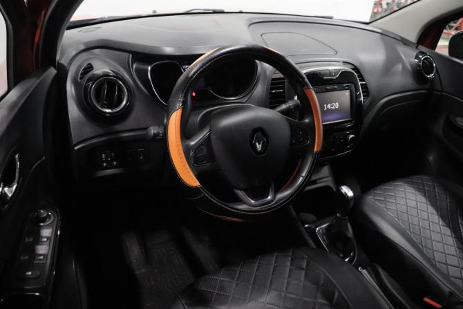 Renault Kaptur I с пробегом 2018 года, цена 1 109 000 рублей, 123841 км, внедорожник, Автокод Объявления