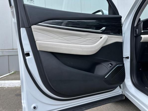 Geely Monjaro I с пробегом 2023 года, цена 2 931 000 рублей, 67902 км, внедорожник, Автокод Объявления