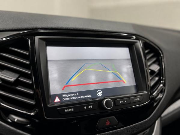 Lada (ВАЗ) Vesta I с пробегом 2022 года, цена 1 265 000 рублей, 53729 км, универсал, Автокод Объявления