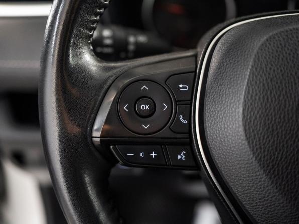 Toyota RAV4 V (XA50) с пробегом 2021 года, цена 3 600 000 рублей, 124850 км, внедорожник, Автокод Объявления