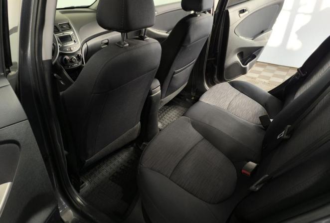 Hyundai Solaris I Рестайлинг с пробегом 2015 года, цена 970 000 рублей, 170470 км, седан, Автокод Объявления