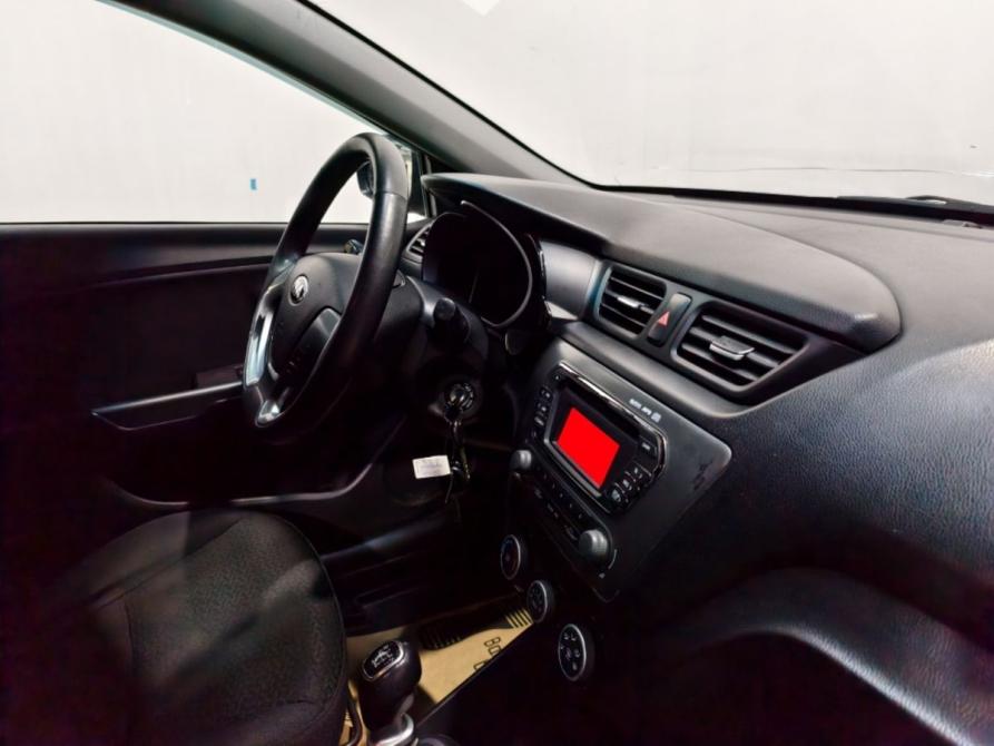 Kia Rio III Рестайлинг Курск  - изображение 7