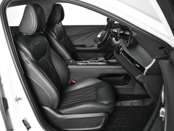 Chery Arrizo 8 с пробегом 2023 года, цена 2 099 000 рублей, 49417 км, седан, Автокод Объявления