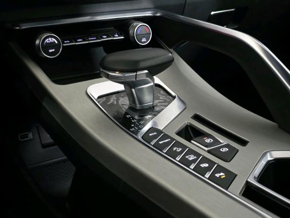 Belgee X50 с пробегом 2024 года, цена 2 190 000 рублей, 5258 км, внедорожник, Автокод Объявления