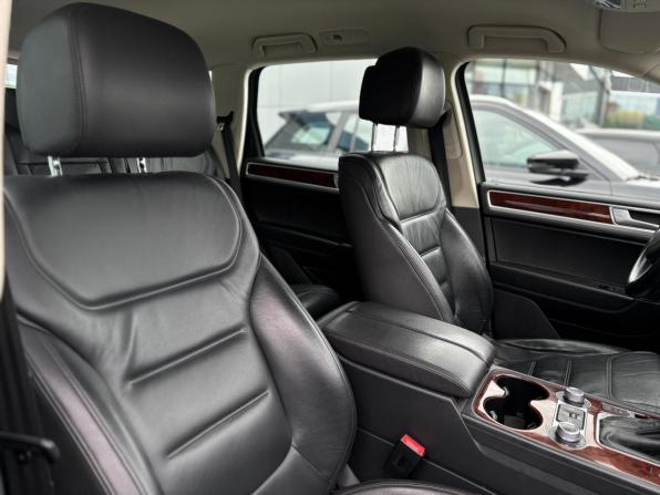 Volkswagen Touareg II Рестайлинг с пробегом 2015 года, цена 2 775 000 рублей, 168503 км, внедорожник, Автокод Объявления