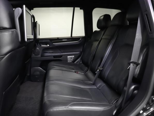 Lexus LX III Рестайлинг 2 с пробегом 2016 года, цена 6 700 000 рублей, 197946 км, внедорожник, Автокод Объявления