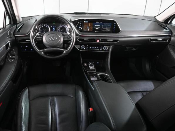 Hyundai Sonata VIII (DN8) с пробегом 2020 года, цена 2 399 000 рублей, 115312 км, седан, Автокод Объявления