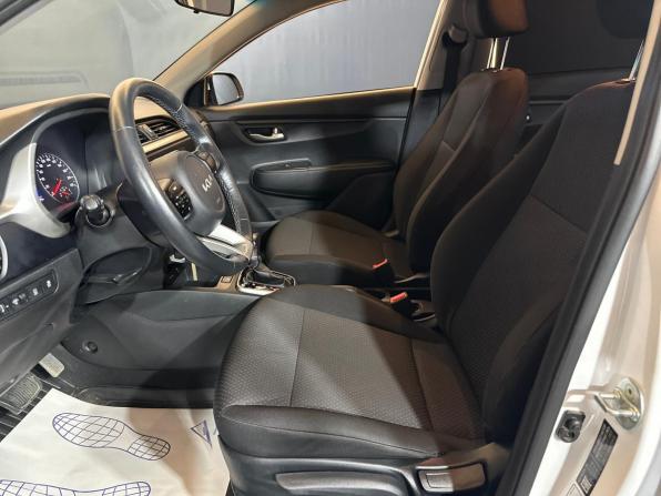 Kia Rio IV Рестайлинг с пробегом 2021 года, цена 1 549 000 рублей, 116293 км, седан, Автокод Объявления