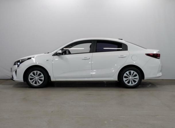 Kia Rio IV Рестайлинг с пробегом 2021 года, цена 1 725 000 рублей, 26347 км, седан, Автокод Объявления