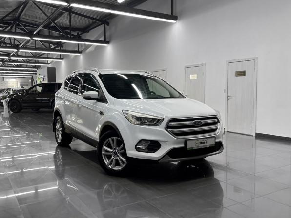 Ford Kuga II Рестайлинг с пробегом 2019 года, цена 1 760 000 рублей, 142864 км, внедорожник, Автокод Объявления
