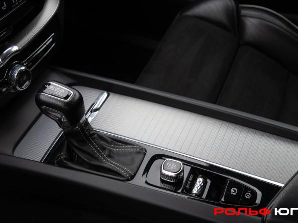 Volvo XC60 II с пробегом 2018 года, цена 3 568 000 рублей, 91153 км, внедорожник, Автокод Объявления