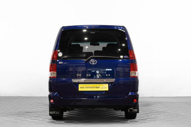 Toyota Noah I (R60) с пробегом 2003 года, цена 969 000 рублей, 370000 км, минивэн, Автокод Объявления