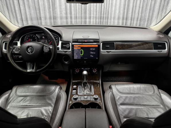 Volkswagen Touareg II с пробегом 2013 года, цена 2 000 000 рублей, 254517 км, внедорожник, Автокод Объявления