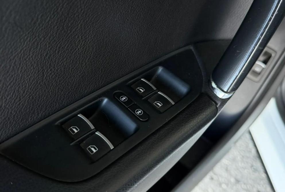 Volkswagen Touareg II Рестайлинг Киров  - изображение 19
