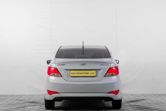 Hyundai Solaris I Рестайлинг с пробегом 2014 года, цена 799 000 рублей, 173000 км, седан, Автокод Объявления