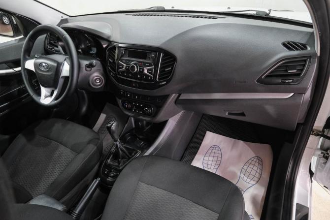 Lada (ВАЗ) Vesta I с пробегом 2017 года, цена 899 000 рублей, 106121 км, седан, Автокод Объявления