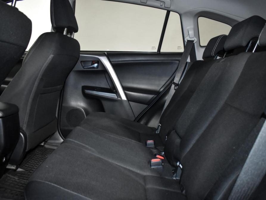 Toyota RAV4 IV (XA40) Рестайлинг Санкт-Петербург  - изображение 18