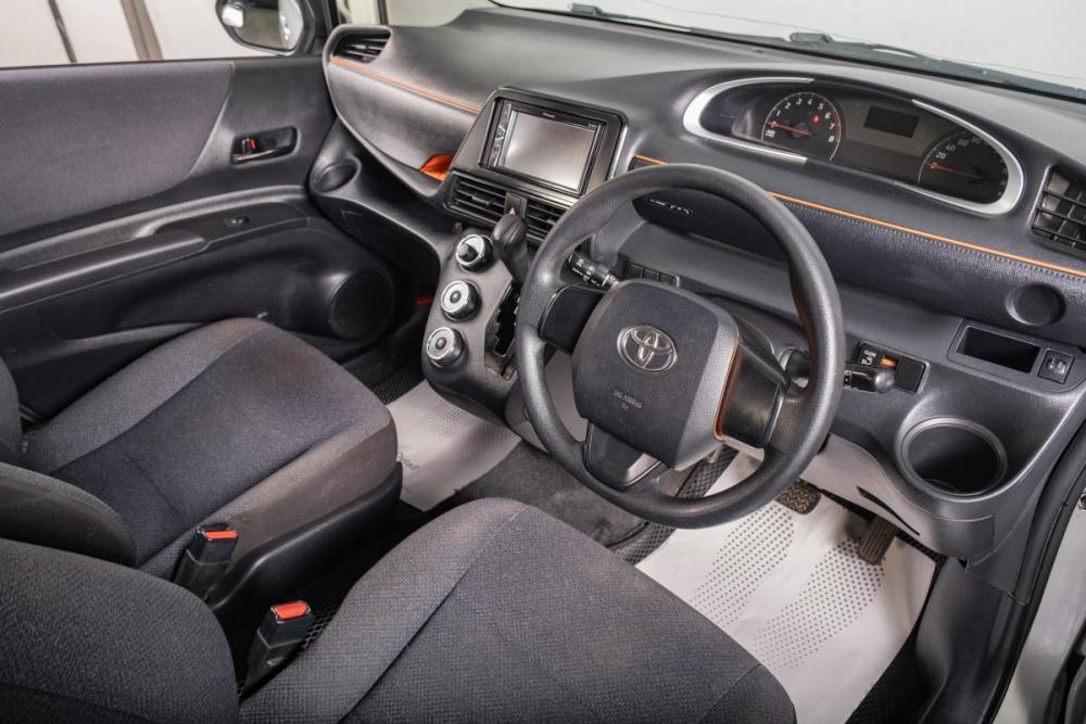 Toyota Sienta II Томск  - изображение 9