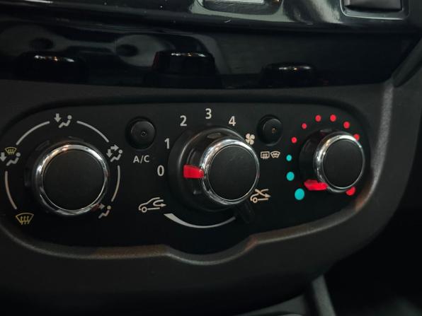 Renault Duster I Рестайлинг с пробегом 2017 года, цена 1 299 000 рублей, 123000 км, внедорожник, Автокод Объявления