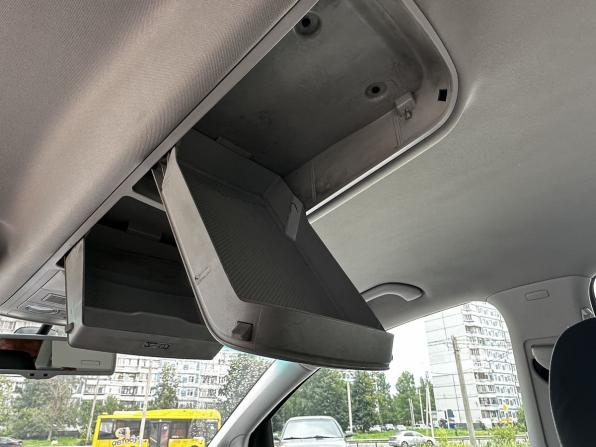 Volkswagen Touran I Рестайлинг 2 с пробегом 2010 года, цена 999 000 рублей, 236516 км, компактвэн, Автокод Объявления