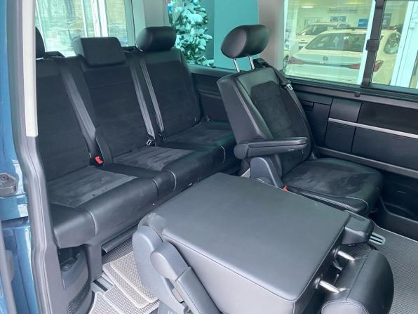 Volkswagen Multivan T6 с пробегом 2018 года, цена 4 399 000 рублей, 148525 км, минивэн, Автокод Объявления