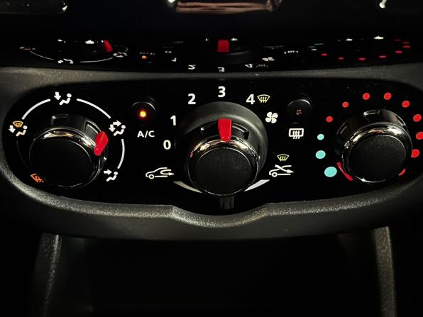 Lada (ВАЗ) Largus I Рестайлинг с пробегом 2024 года, цена 1 349 900 рублей, 44200 км, универсал, Автокод Объявления