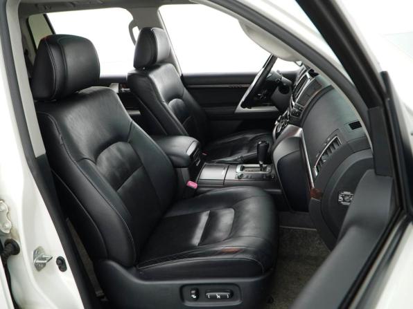 Toyota Land Cruiser 200 Series Рестайлинг 1 с пробегом 2014 года, цена 4 945 055 рублей, 99525 км, внедорожник, Автокод Объявления