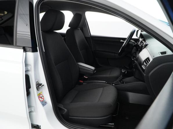 Volkswagen Polo VI с пробегом 2021 года, цена 1 454 400 рублей, 135644 км, лифтбек, Автокод Объявления