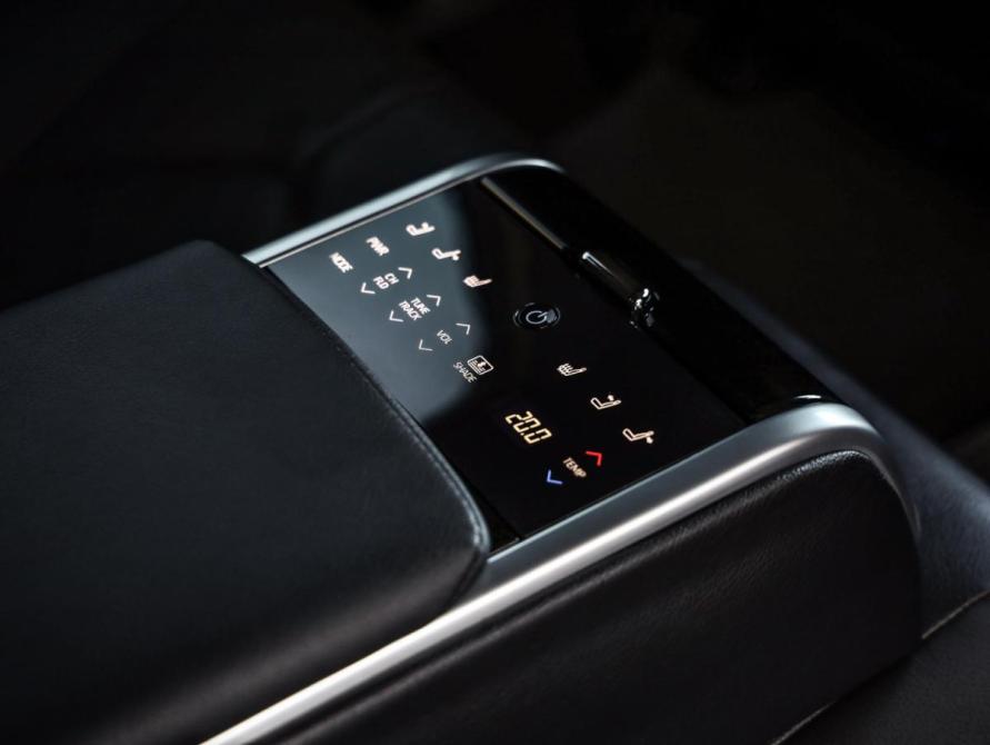 Toyota Camry VIII (XV70) Рестайлинг Санкт-Петербург  - изображение 32