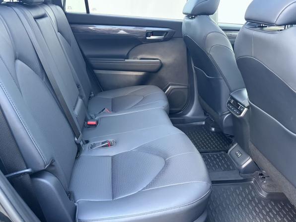 Toyota Highlander IV (XU70) с пробегом 2025 года, цена 5 199 000 рублей, 5671 км, внедорожник, Автокод Объявления