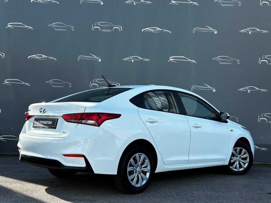 Hyundai Solaris II Санкт-Петербург  - изображение 2