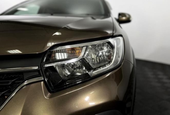 Renault Sandero II Рестайлинг с пробегом 2019 года, цена 1 230 000 рублей, 102398 км, хэтчбек, Автокод Объявления