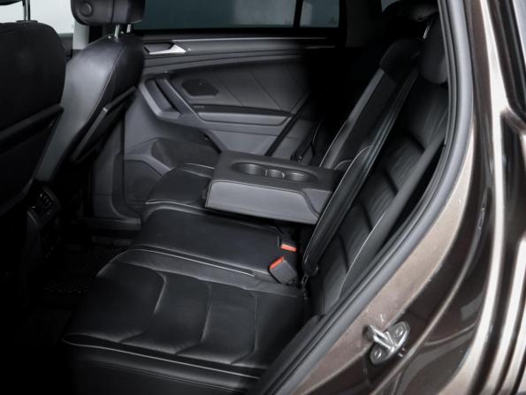 Volkswagen Tiguan II с пробегом 2020 года, цена 2 220 000 рублей, 151983 км, внедорожник, Автокод Объявления