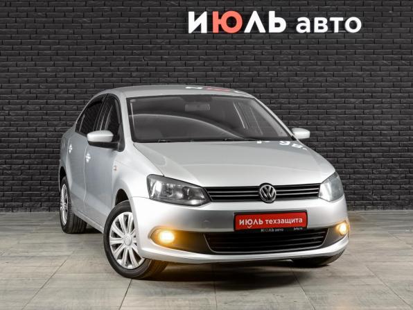 Volkswagen Polo V с пробегом 2010 года, цена 600 000 рублей, 255584 км, седан, Автокод Объявления