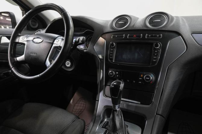 Ford Mondeo V с пробегом 2012 года, цена 849 000 рублей, 300000 км, седан, Автокод Объявления