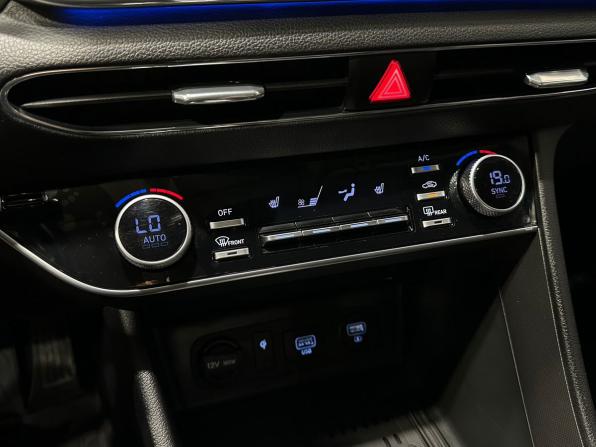 Hyundai Sonata VIII (DN8) с пробегом 2023 года, цена 2 655 000 рублей, 41820 км, седан, Автокод Объявления